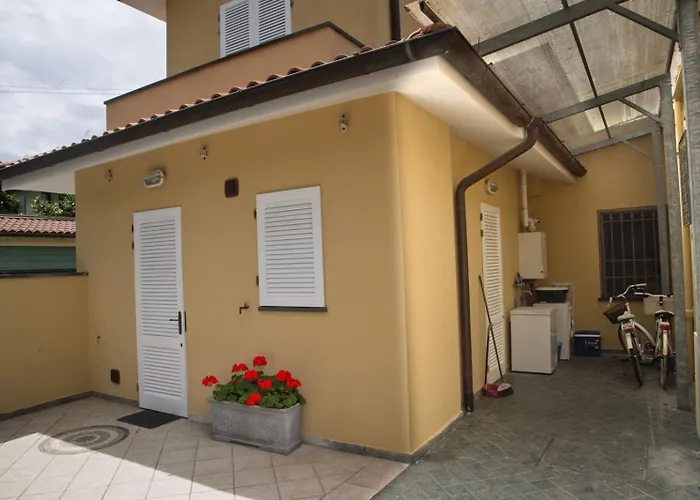 Villino Sergio, Forte Dei Marmi